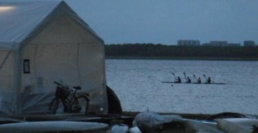 Hvidovre 24 timers kajakstafet foregår også om natten. Det er en særlig oplevelse at ro i nattetimerne. (foto: Lise Gram Eriksen)
